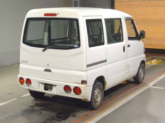 4092 MITSUBISHI MINICAB VAN U62V 2011 г. (TAA Hiroshima)